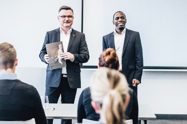 Former chacun pour avancer ensemble